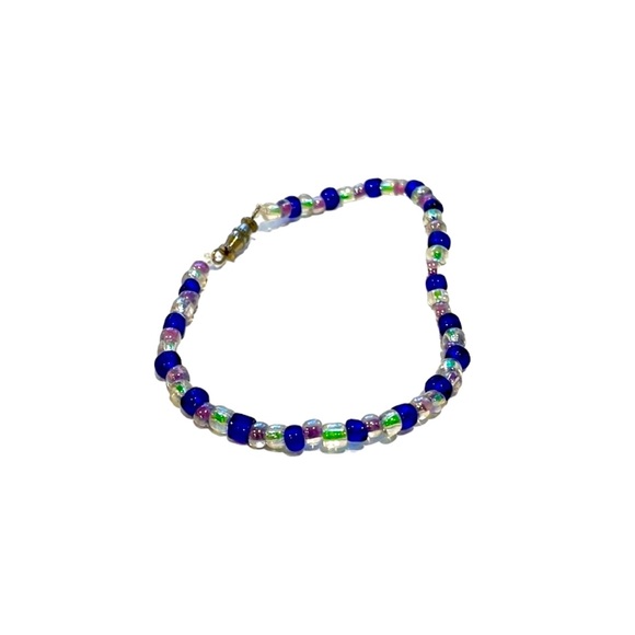 Handmade beaded bracelet. Size 7:5 - Picture 1 of 2